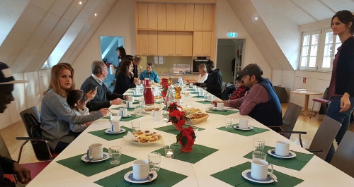 Gemütliche Advents-Kaffeetafel